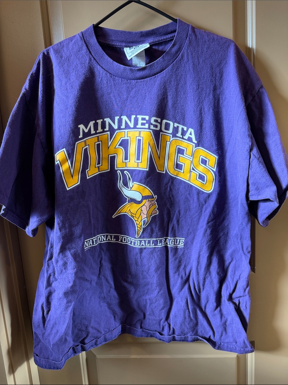 Vintage Lee Sport Purple Minnesota Vikings Short-Sleeve Tee